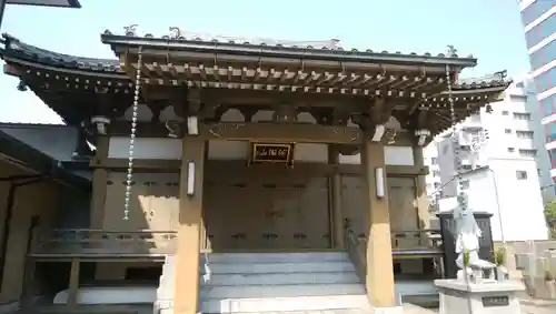 安楽寺の本殿