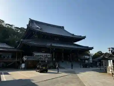 水間寺の{uncategorized: "未分類", other: "その他", undefined: "問題あり", building: "その他建物", grave: "お墓", sacred_gate: "鳥居", guardian: "狛犬", statue: "像", buddha: "仏像", history: "歴史", nature: "自然", garden: "庭園", animal: "動物", pagoda: "塔", temizu: "手水舎", mountain_gate: "山門・神門", sanctuary: "本殿・本堂", subordinate: "末社・摂社", art: "芸術", scenery: "景色", jizo: "地蔵", ema: "絵馬", goshuin: "御朱印", omikuji: "おみくじ", items: "授与品その他", amulet: "お守り", goshuincho: "御朱印帳", eats: "食事", festival: "お祭り", votive_dance: "神楽", shichigosan: "七五三参", wedding: "結婚式", experience: "体験その他", initially: "初詣", around: "周辺", anti_infection: "感染症対策"}