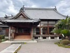三福寺の本殿・本堂