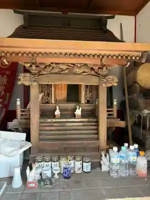 中村稲荷大明神の{uncategorized: "未分類", other: "その他", undefined: "問題あり", building: "その他建物", grave: "お墓", sacred_gate: "鳥居", guardian: "狛犬", statue: "像", buddha: "仏像", history: "歴史", nature: "自然", garden: "庭園", animal: "動物", pagoda: "塔", temizu: "手水舎", mountain_gate: "山門・神門", sanctuary: "本殿・本堂", subordinate: "末社・摂社", art: "芸術", scenery: "景色", jizo: "地蔵", ema: "絵馬", goshuin: "御朱印", omikuji: "おみくじ", items: "授与品その他", amulet: "お守り", goshuincho: "御朱印帳", eats: "食事", festival: "お祭り", votive_dance: "神楽", shichigosan: "七五三参", wedding: "結婚式", experience: "体験その他", initially: "初詣", around: "周辺", anti_infection: "感染症対策"}