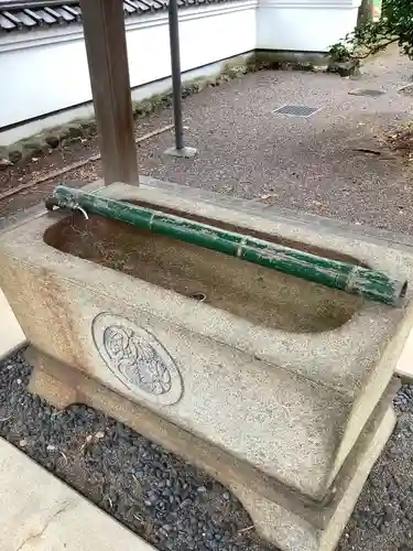 西明寺の手水舎