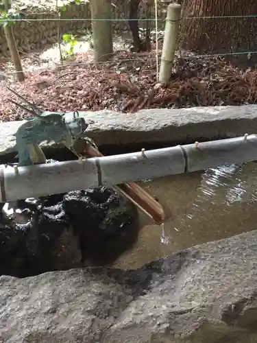 飯野高宮神山神社の手水舎