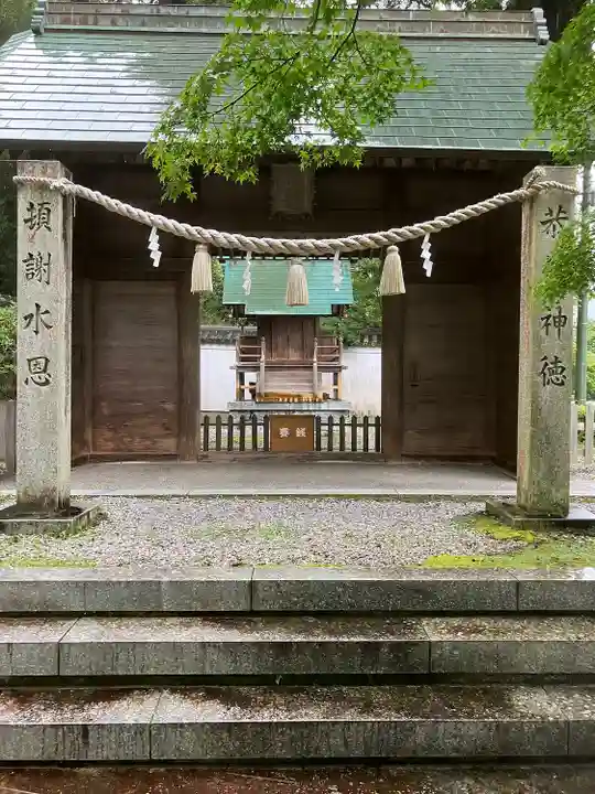白山比咩神社の末社・摂社