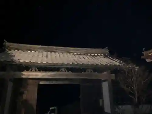 岩屋寺の山門・神門