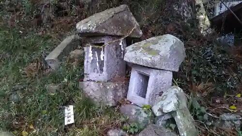 伊豆箱根神社の末社