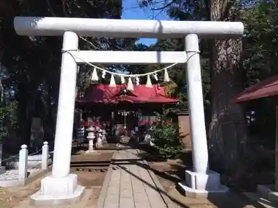 小林鳥見神社の鳥居