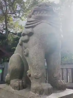 三社神社の狛犬
