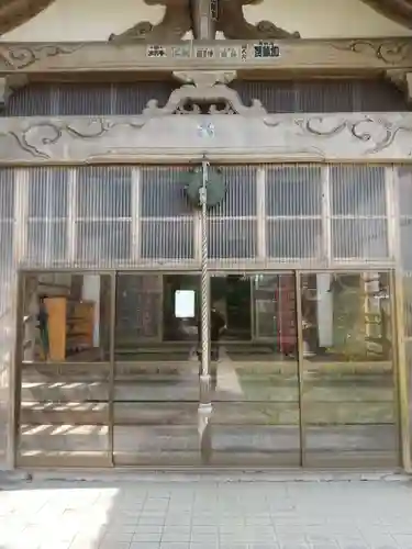 玉藏寺の本殿・本堂