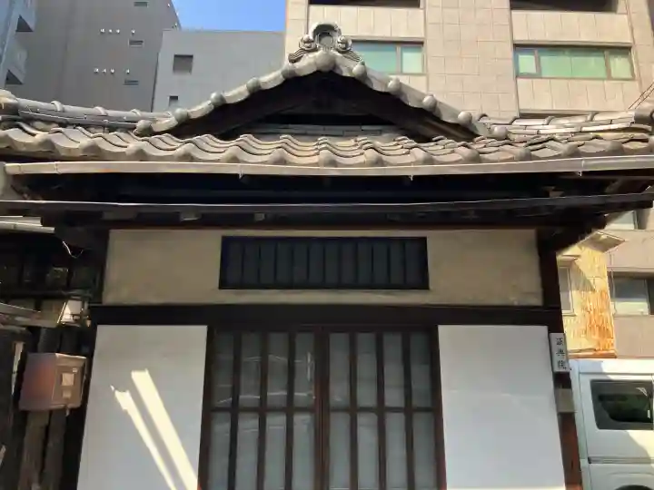 源興院の{uncategorized: "未分類", other: "その他", undefined: "問題あり", building: "その他建物", grave: "お墓", sacred_gate: "鳥居", guardian: "狛犬", statue: "像", buddha: "仏像", history: "歴史", nature: "自然", garden: "庭園", animal: "動物", pagoda: "塔", temizu: "手水舎", mountain_gate: "山門・神門", sanctuary: "本殿・本堂", subordinate: "末社・摂社", art: "芸術", scenery: "景色", jizo: "地蔵", ema: "絵馬", goshuin: "御朱印", omikuji: "おみくじ", items: "授与品その他", amulet: "お守り", goshuincho: "御朱印帳", eats: "食事", festival: "お祭り", votive_dance: "神楽", shichigosan: "七五三参", wedding: "結婚式", experience: "体験その他", initially: "初詣", around: "周辺", anti_infection: "感染症対策"}