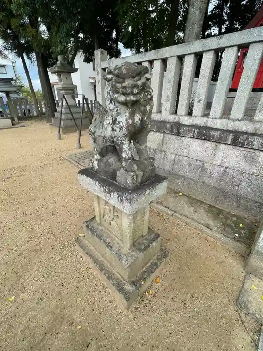 八幡神社の狛犬
