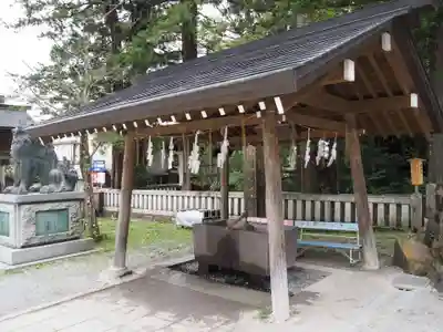 諏訪大社の手水舎