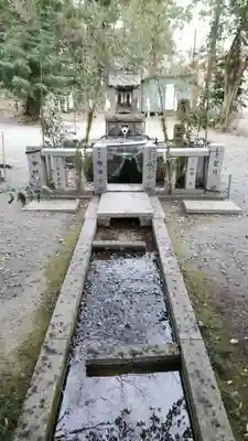 曾屋神社の末社・摂社