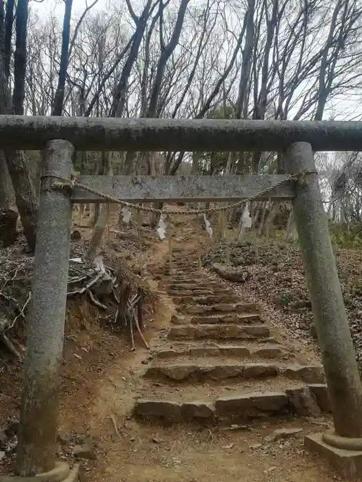 御嶽八幡神社の鳥居