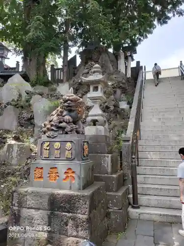 成田山新勝寺の狛犬