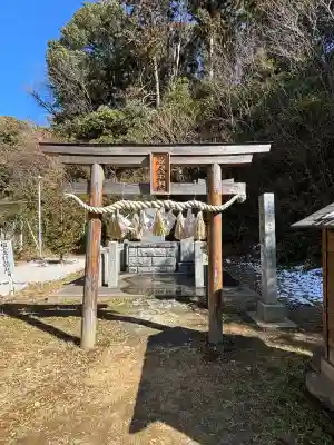 思金神社の{uncategorized: "未分類", other: "その他", undefined: "問題あり", building: "その他建物", grave: "お墓", sacred_gate: "鳥居", guardian: "狛犬", statue: "像", buddha: "仏像", history: "歴史", nature: "自然", garden: "庭園", animal: "動物", pagoda: "塔", temizu: "手水舎", mountain_gate: "山門・神門", sanctuary: "本殿・本堂", subordinate: "末社・摂社", art: "芸術", scenery: "景色", jizo: "地蔵", ema: "絵馬", goshuin: "御朱印", omikuji: "おみくじ", items: "授与品その他", amulet: "お守り", goshuincho: "御朱印帳", eats: "食事", festival: "お祭り", votive_dance: "神楽", shichigosan: "七五三参", wedding: "結婚式", experience: "体験その他", initially: "初詣", around: "周辺", anti_infection: "感染症対策"}