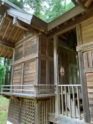 近津神社の本殿・本堂