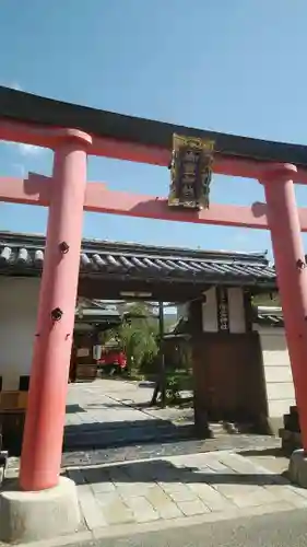 御霊神社の鳥居