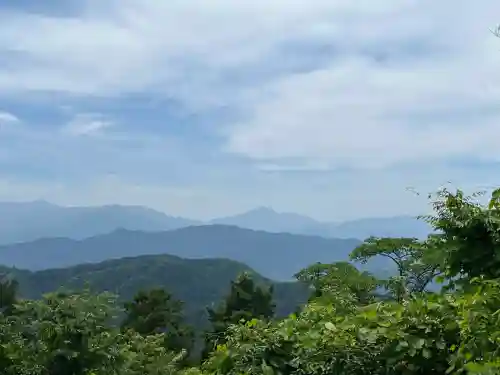 高尾山薬王院の{uncategorized: "未分類", other: "その他", undefined: "問題あり", building: "その他建物", grave: "お墓", sacred_gate: "鳥居", guardian: "狛犬", statue: "像", buddha: "仏像", history: "歴史", nature: "自然", garden: "庭園", animal: "動物", pagoda: "塔", temizu: "手水舎", mountain_gate: "山門・神門", sanctuary: "本殿・本堂", subordinate: "末社・摂社", art: "芸術", scenery: "景色", jizo: "地蔵", ema: "絵馬", goshuin: "御朱印", omikuji: "おみくじ", items: "授与品その他", amulet: "お守り", goshuincho: "御朱印帳", eats: "食事", festival: "お祭り", votive_dance: "神楽", shichigosan: "七五三参", wedding: "結婚式", experience: "体験その他", initially: "初詣", around: "周辺", anti_infection: "感染症対策"}