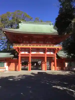 武蔵一宮氷川神社の山門・神門