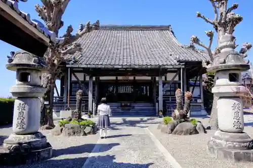 明栄寺（明榮寺）の本殿・本堂