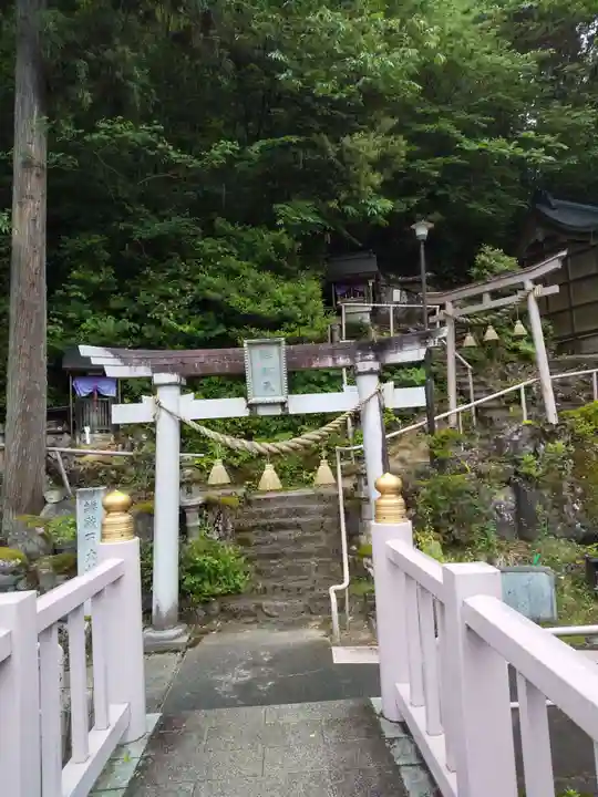 弁財天白龍王大権現(福井県)