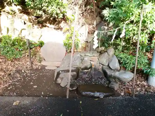 座間神社の{uncategorized: "未分類", other: "その他", undefined: "問題あり", building: "その他建物", grave: "お墓", sacred_gate: "鳥居", guardian: "狛犬", statue: "像", buddha: "仏像", history: "歴史", nature: "自然", garden: "庭園", animal: "動物", pagoda: "塔", temizu: "手水舎", mountain_gate: "山門・神門", sanctuary: "本殿・本堂", subordinate: "末社・摂社", art: "芸術", scenery: "景色", jizo: "地蔵", ema: "絵馬", goshuin: "御朱印", omikuji: "おみくじ", items: "授与品その他", amulet: "お守り", goshuincho: "御朱印帳", eats: "食事", festival: "お祭り", votive_dance: "神楽", shichigosan: "七五三参", wedding: "結婚式", experience: "体験その他", initially: "初詣", around: "周辺", anti_infection: "感染症対策"}