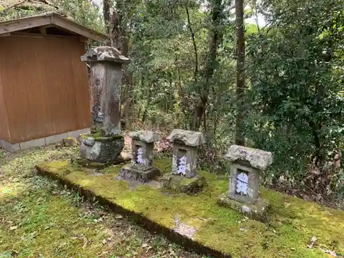 熊野神社の末社