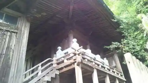 陶山神社の建物その他