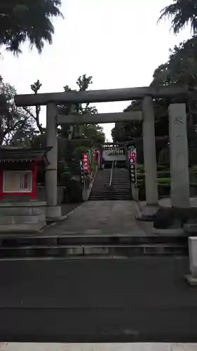 中野沼袋氷川神社の鳥居