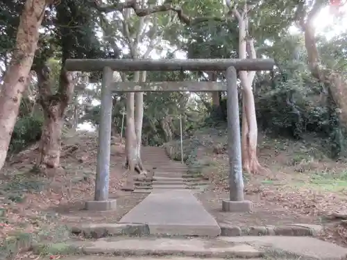 船越鉈切神社の鳥居