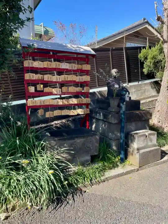 日輪寺の{uncategorized: "未分類", other: "その他", undefined: "問題あり", building: "その他建物", grave: "お墓", sacred_gate: "鳥居", guardian: "狛犬", statue: "像", buddha: "仏像", history: "歴史", nature: "自然", garden: "庭園", animal: "動物", pagoda: "塔", temizu: "手水舎", mountain_gate: "山門・神門", sanctuary: "本殿・本堂", subordinate: "末社・摂社", art: "芸術", scenery: "景色", jizo: "地蔵", ema: "絵馬", goshuin: "御朱印", omikuji: "おみくじ", items: "授与品その他", amulet: "お守り", goshuincho: "御朱印帳", eats: "食事", festival: "お祭り", votive_dance: "神楽", shichigosan: "七五三参", wedding: "結婚式", experience: "体験その他", initially: "初詣", around: "周辺", anti_infection: "感染症対策"}