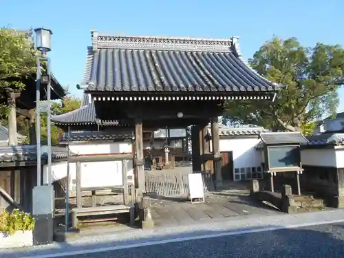 長福寺の山門・神門