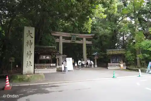 大神神社の鳥居