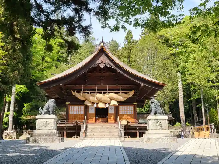 諏訪大社下社秋宮(長野県)