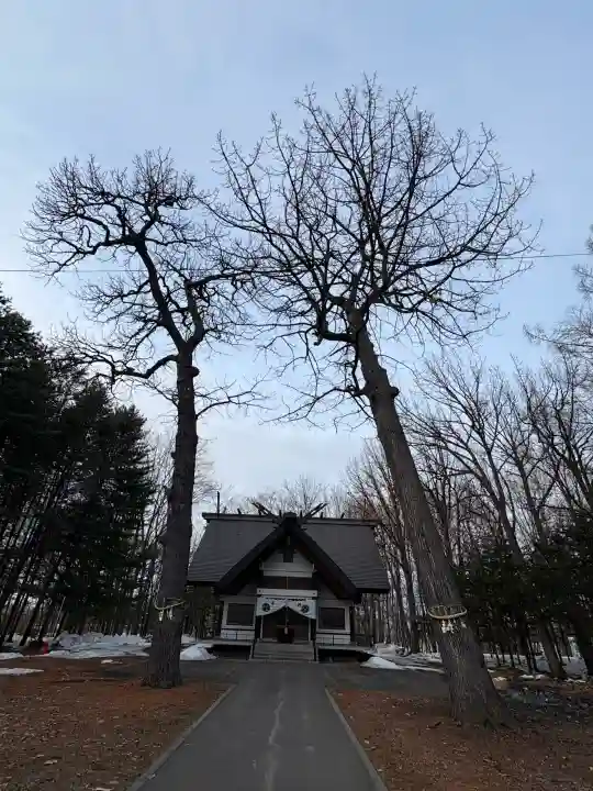 伏古神社の{uncategorized: "未分類", other: "その他", undefined: "問題あり", building: "その他建物", grave: "お墓", sacred_gate: "鳥居", guardian: "狛犬", statue: "像", buddha: "仏像", history: "歴史", nature: "自然", garden: "庭園", animal: "動物", pagoda: "塔", temizu: "手水舎", mountain_gate: "山門・神門", sanctuary: "本殿・本堂", subordinate: "末社・摂社", art: "芸術", scenery: "景色", jizo: "地蔵", ema: "絵馬", goshuin: "御朱印", omikuji: "おみくじ", items: "授与品その他", amulet: "お守り", goshuincho: "御朱印帳", eats: "食事", festival: "お祭り", votive_dance: "神楽", shichigosan: "七五三参", wedding: "結婚式", experience: "体験その他", initially: "初詣", around: "周辺", anti_infection: "感染症対策"}