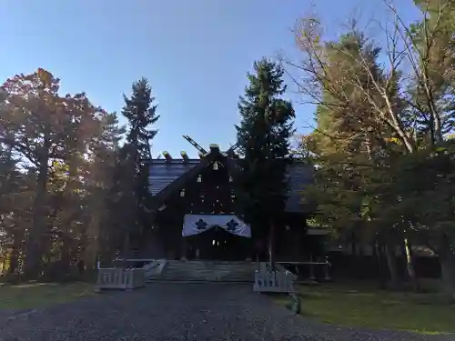 上川神社の本殿