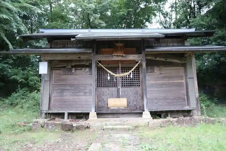 亀岡八幡宮の本殿・本堂