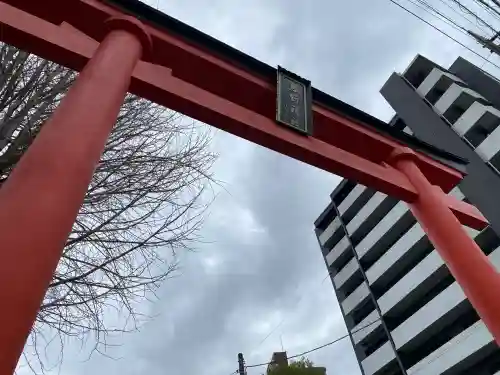 川越熊野神社の{uncategorized: "未分類", other: "その他", undefined: "問題あり", building: "その他建物", grave: "お墓", sacred_gate: "鳥居", guardian: "狛犬", statue: "像", buddha: "仏像", history: "歴史", nature: "自然", garden: "庭園", animal: "動物", pagoda: "塔", temizu: "手水舎", mountain_gate: "山門・神門", sanctuary: "本殿・本堂", subordinate: "末社・摂社", art: "芸術", scenery: "景色", jizo: "地蔵", ema: "絵馬", goshuin: "御朱印", omikuji: "おみくじ", items: "授与品その他", amulet: "お守り", goshuincho: "御朱印帳", eats: "食事", festival: "お祭り", votive_dance: "神楽", shichigosan: "七五三参", wedding: "結婚式", experience: "体験その他", initially: "初詣", around: "周辺", anti_infection: "感染症対策"}