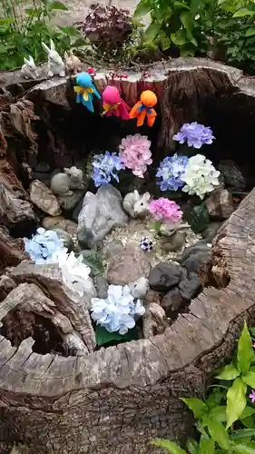 三輪神社の庭園