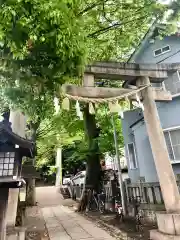 中目黒八幡神社の鳥居