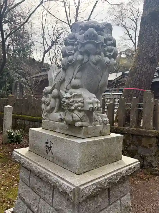 春日山神社の{uncategorized: "未分類", other: "その他", undefined: "問題あり", building: "その他建物", grave: "お墓", sacred_gate: "鳥居", guardian: "狛犬", statue: "像", buddha: "仏像", history: "歴史", nature: "自然", garden: "庭園", animal: "動物", pagoda: "塔", temizu: "手水舎", mountain_gate: "山門・神門", sanctuary: "本殿・本堂", subordinate: "末社・摂社", art: "芸術", scenery: "景色", jizo: "地蔵", ema: "絵馬", goshuin: "御朱印", omikuji: "おみくじ", items: "授与品その他", amulet: "お守り", goshuincho: "御朱印帳", eats: "食事", festival: "お祭り", votive_dance: "神楽", shichigosan: "七五三参", wedding: "結婚式", experience: "体験その他", initially: "初詣", around: "周辺", anti_infection: "感染症対策"}