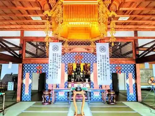 慈雲寺の本殿・本堂