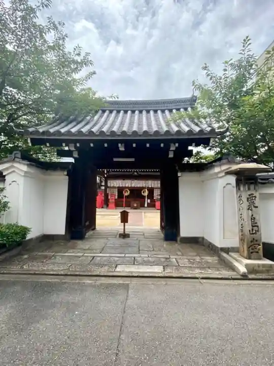 粟嶋堂宗徳寺の山門・神門