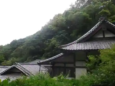岩殿寺の本殿・本堂