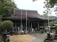 青岸渡寺の本殿・本堂
