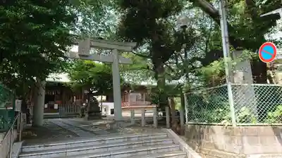 本郷氷川神社の鳥居