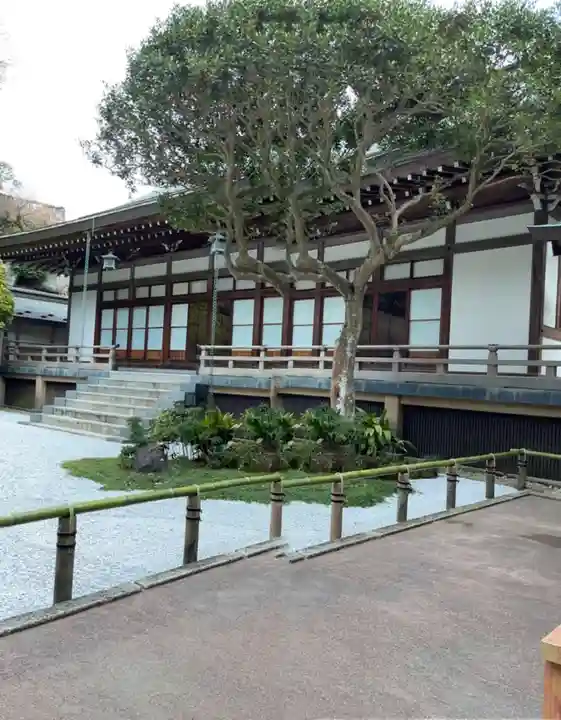 報国寺の本殿・本堂