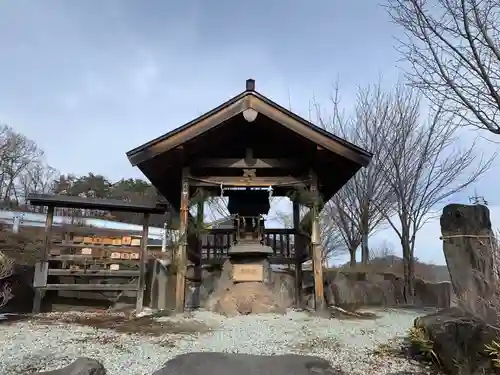 ささやき神社の本殿・本堂