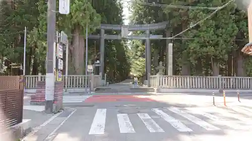 北口本宮冨士浅間神社の鳥居