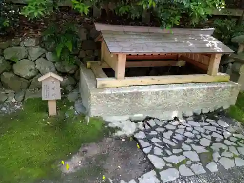 枚岡神社の末社・摂社